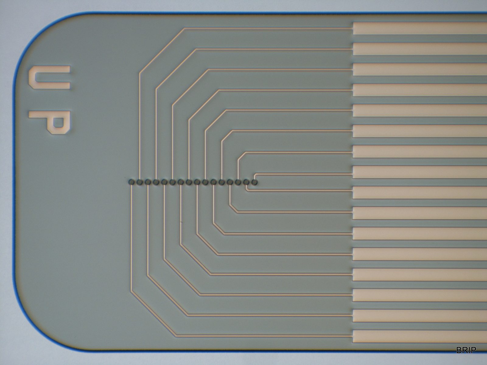 Microelectrode array traces and bond pads